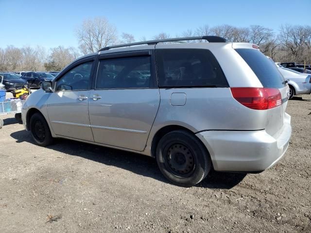 2005 Toyota Sienna CE