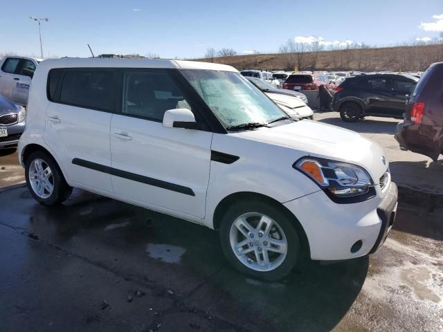 2011 KIA Soul +