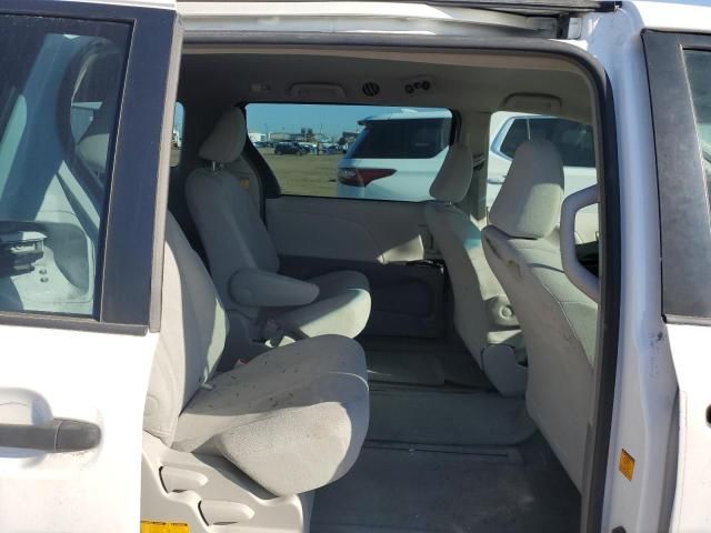 2012 Toyota Sienna