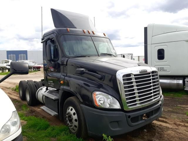 2016 Freightliner Cascadia 125