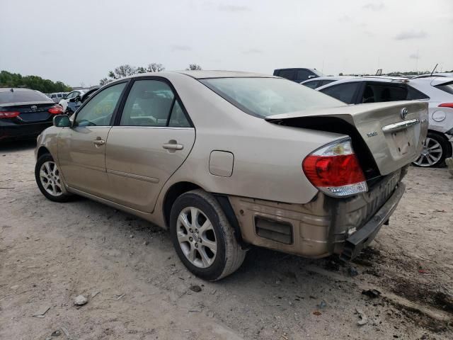 2005 Toyota Camry LE