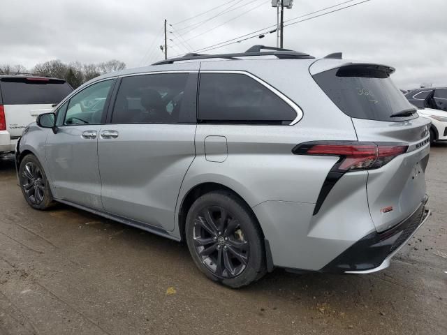 2021 Toyota Sienna XSE