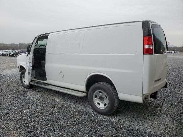 2021 Chevrolet Express G2500