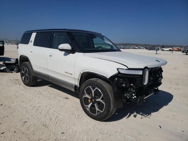 2023 Rivian R1S Adventure