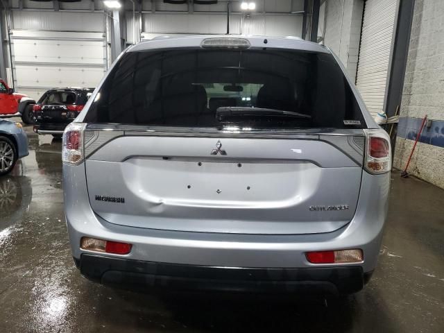 2014 Mitsubishi Outlander SE