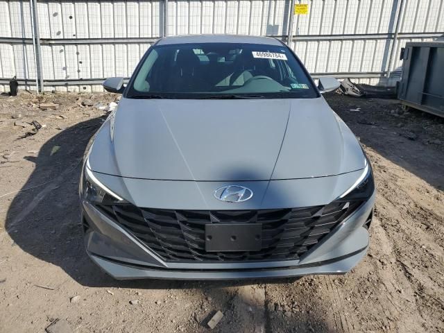 2021 Hyundai Elantra SE