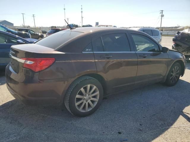 2013 Chrysler 200 Touring