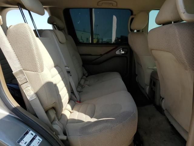 2007 Nissan Pathfinder LE