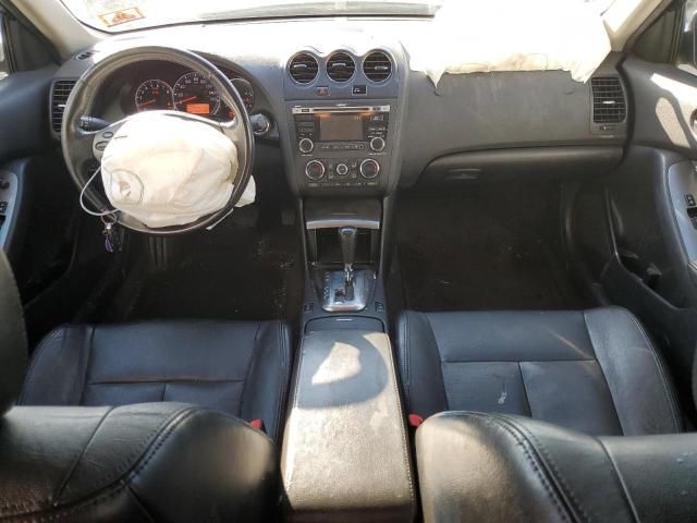 2010 Nissan Altima Base