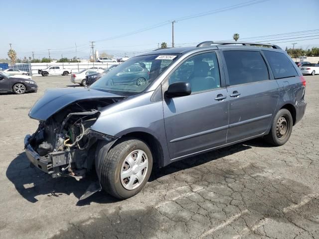 2010 Toyota Sienna CE