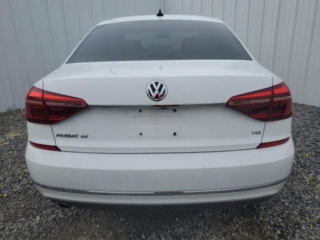 2017 Volkswagen Passat SE