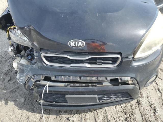 2013 KIA Soul +