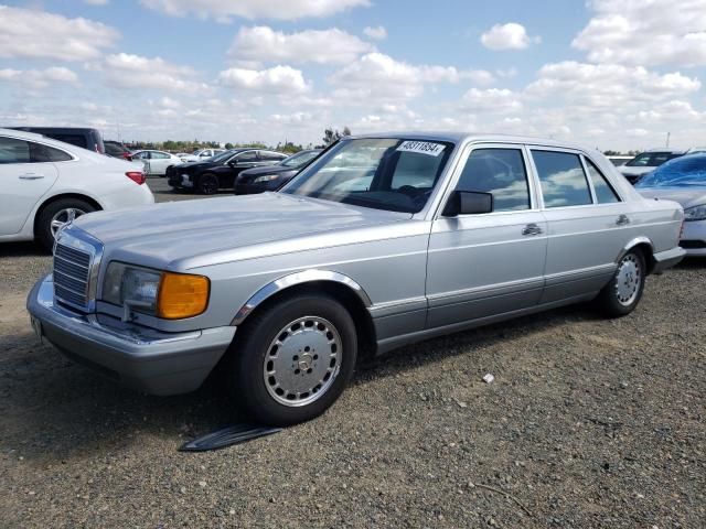 1990 Mercedes-Benz 560 SEL