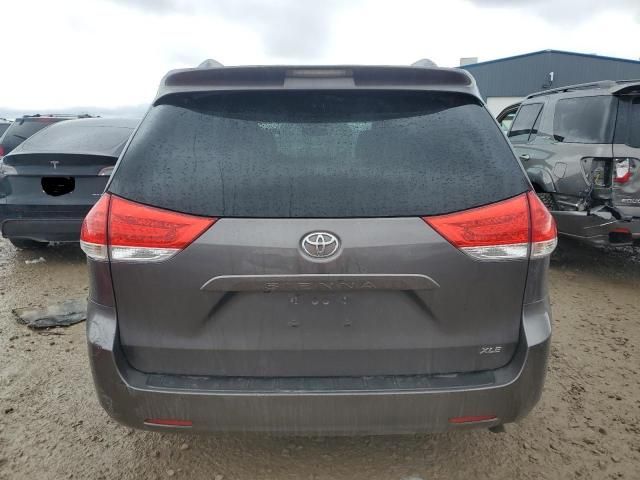 2011 Toyota Sienna XLE