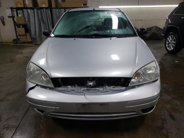 2005 Ford Focus ZX4