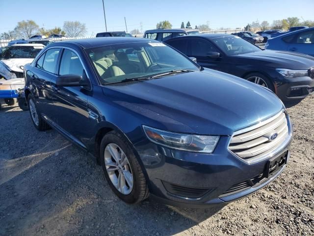 2016 Ford Taurus SE