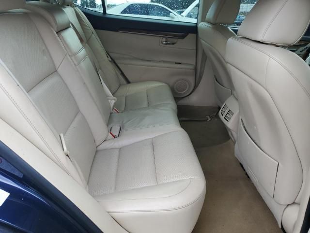 2013 Lexus ES 300H