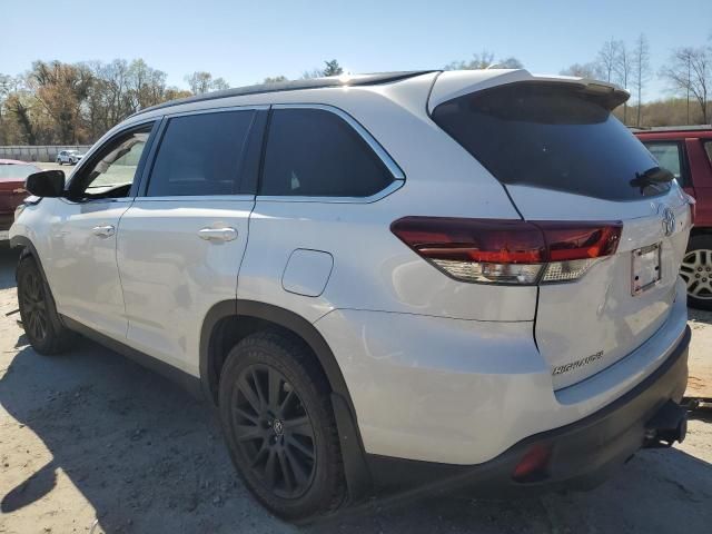 2019 Toyota Highlander SE