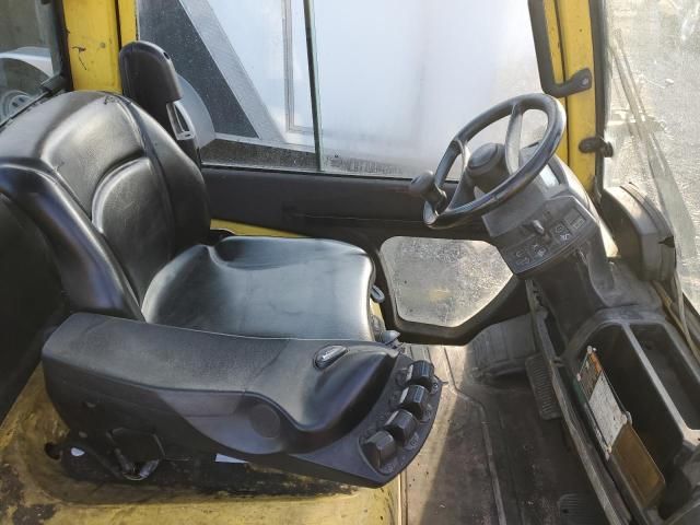 2013 Hyster Fork Lift