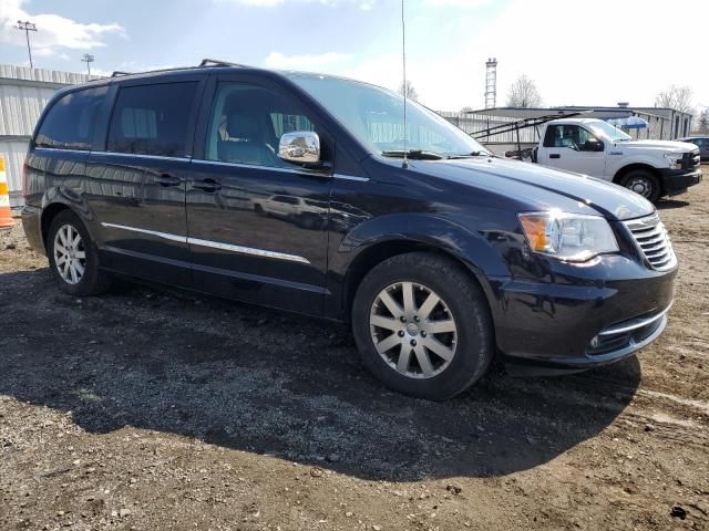 2011 Chrysler Town & Country Touring L