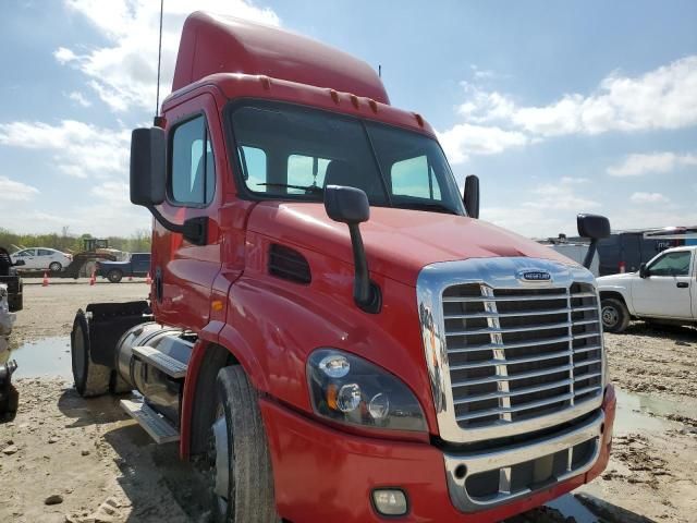 2019 Freightliner Cascadia 113