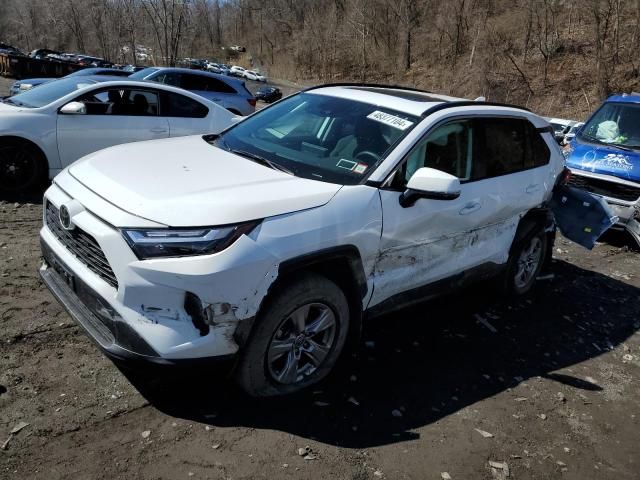 2022 Toyota Rav4 XLE