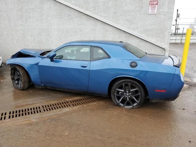 2022 Dodge Challenger SXT