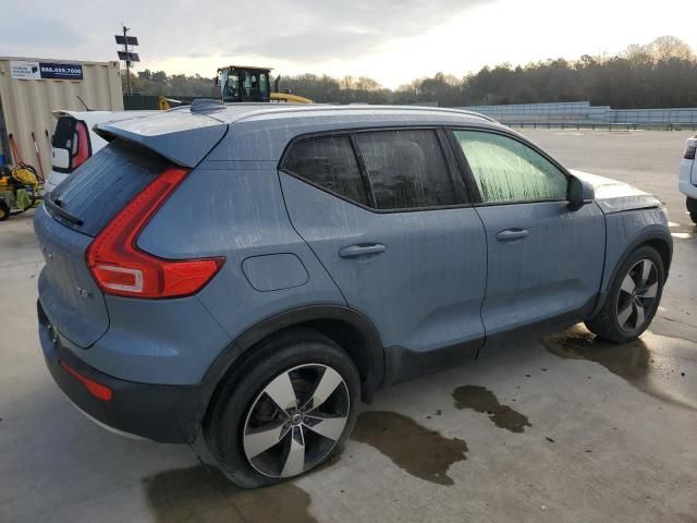 2021 Volvo XC40 T5 Momentum