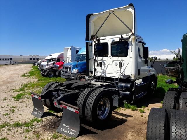 2016 Freightliner Cascadia 125