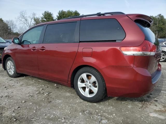 2011 Toyota Sienna LE