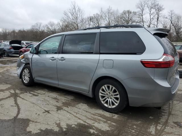 2015 Toyota Sienna XLE