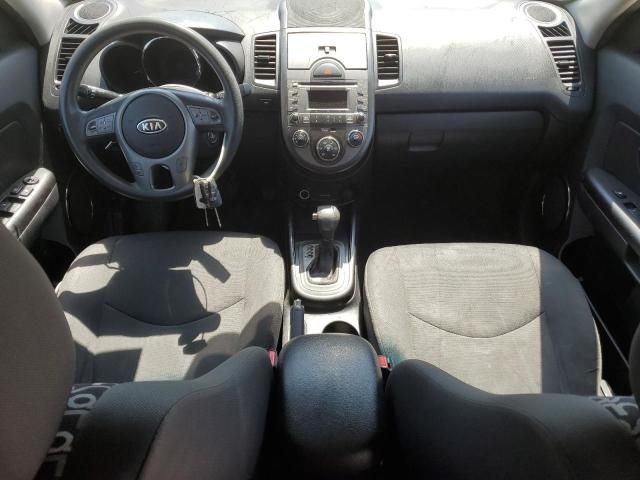 2011 KIA Soul +