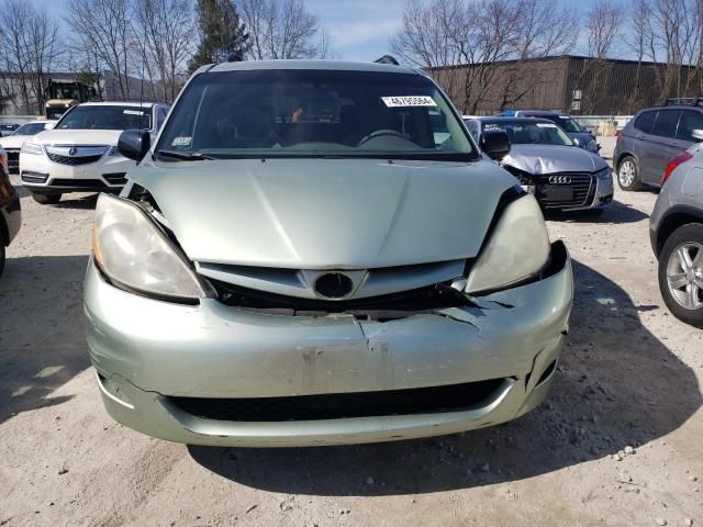 2006 Toyota Sienna CE