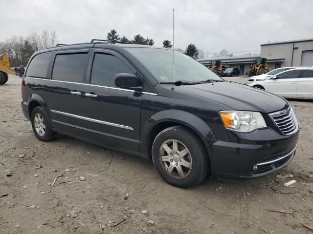 2012 Chrysler Town & Country Touring