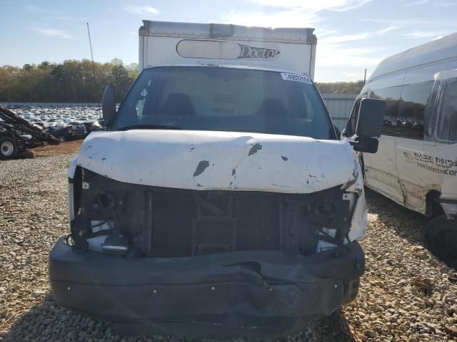 2006 GMC Savana Cutaway G3500