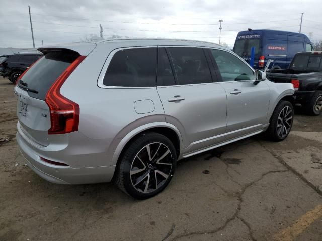 2022 Volvo XC90 T6 Momentum