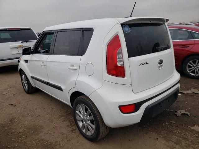 2013 KIA Soul +