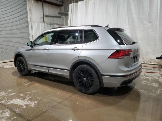 2022 Volkswagen Tiguan SE R-LINE Black