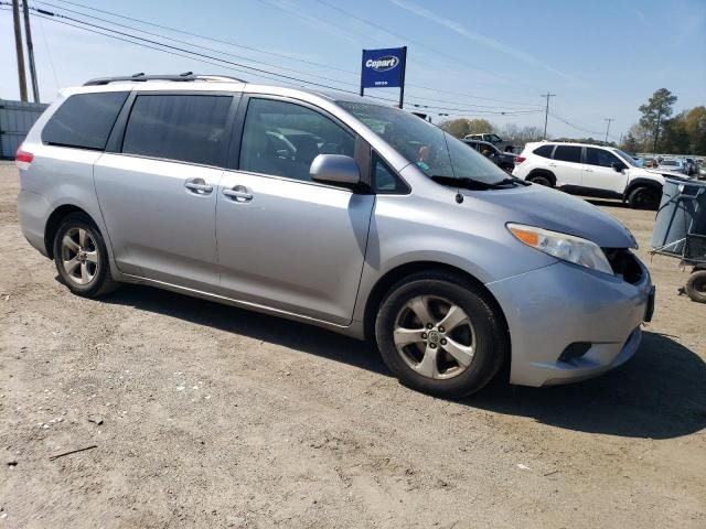 2011 Toyota Sienna LE