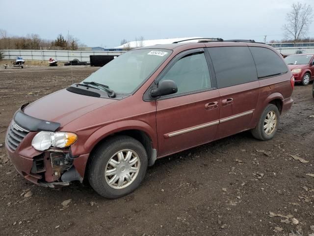 2007 Chrysler Town & Country Touring