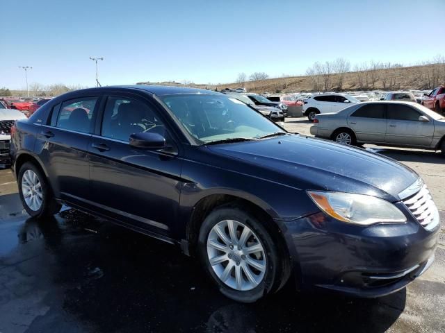 2013 Chrysler 200 Touring