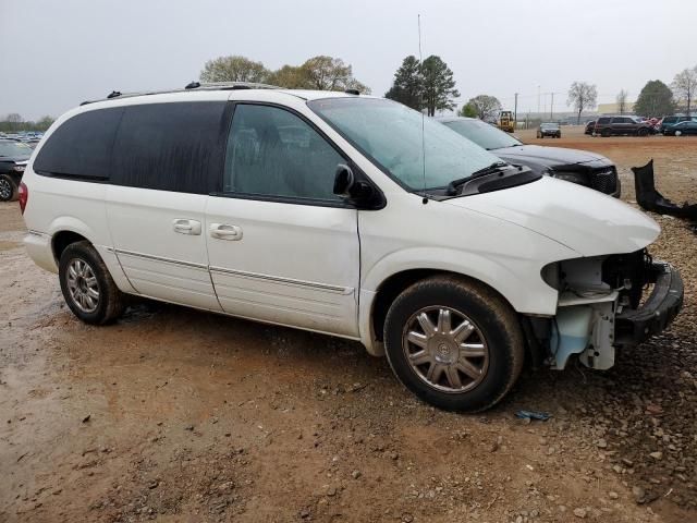 2005 Chrysler Town & Country Limited