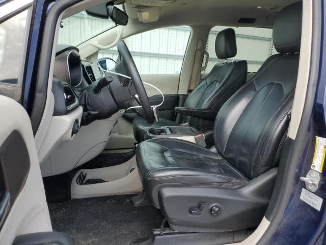 2017 Chrysler Pacifica Touring L