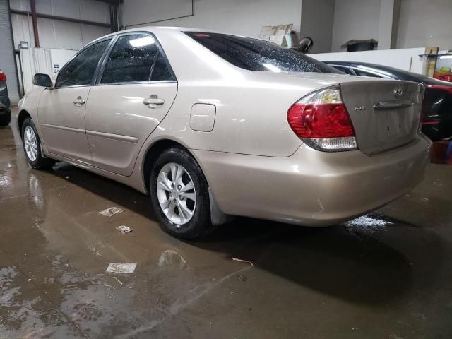 2005 Toyota Camry LE