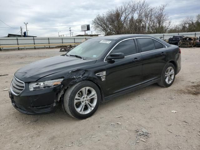 2017 Ford Taurus SEL