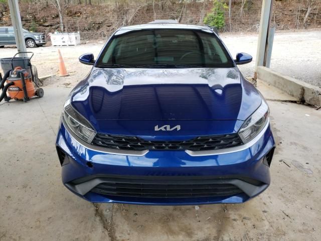 2022 KIA Forte FE