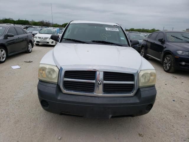 2006 Dodge Dakota Quattro