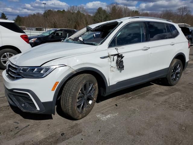 2022 Volkswagen Tiguan SE