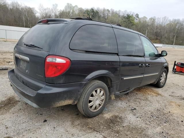 2005 Chrysler Town & Country Touring