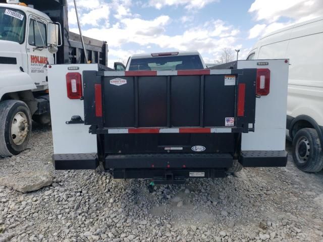 2021 Chevrolet Silverado C3500